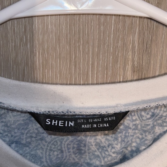 Shein Top - Picture 2 of 5